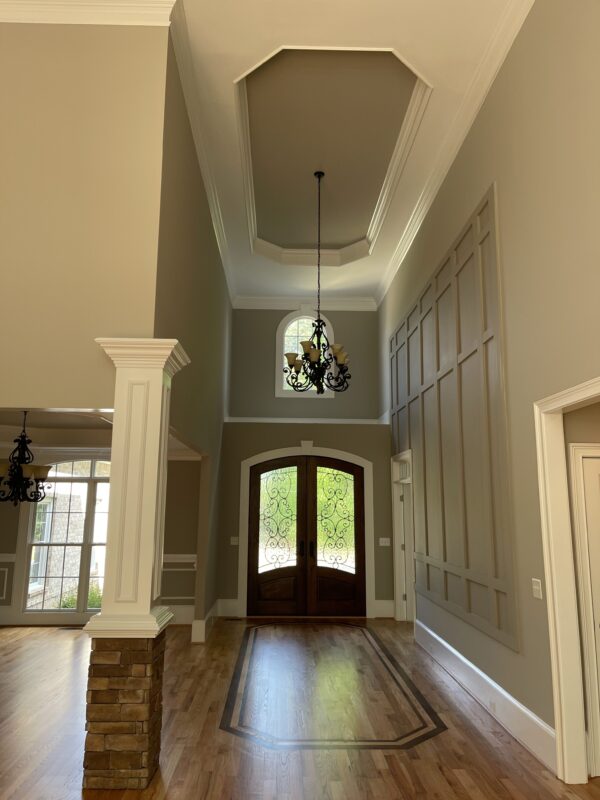 Beautiful Entry Way Newly Painted GA